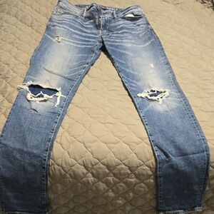 32x36 American Eagle Slimfit Distressed Blue Jeans